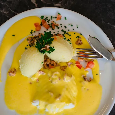 Ξενοδοχείο Ambassadeur 3*