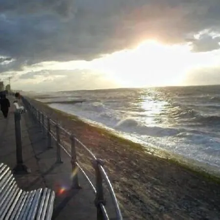 Ambassadeur Ξενοδοχείο 3*